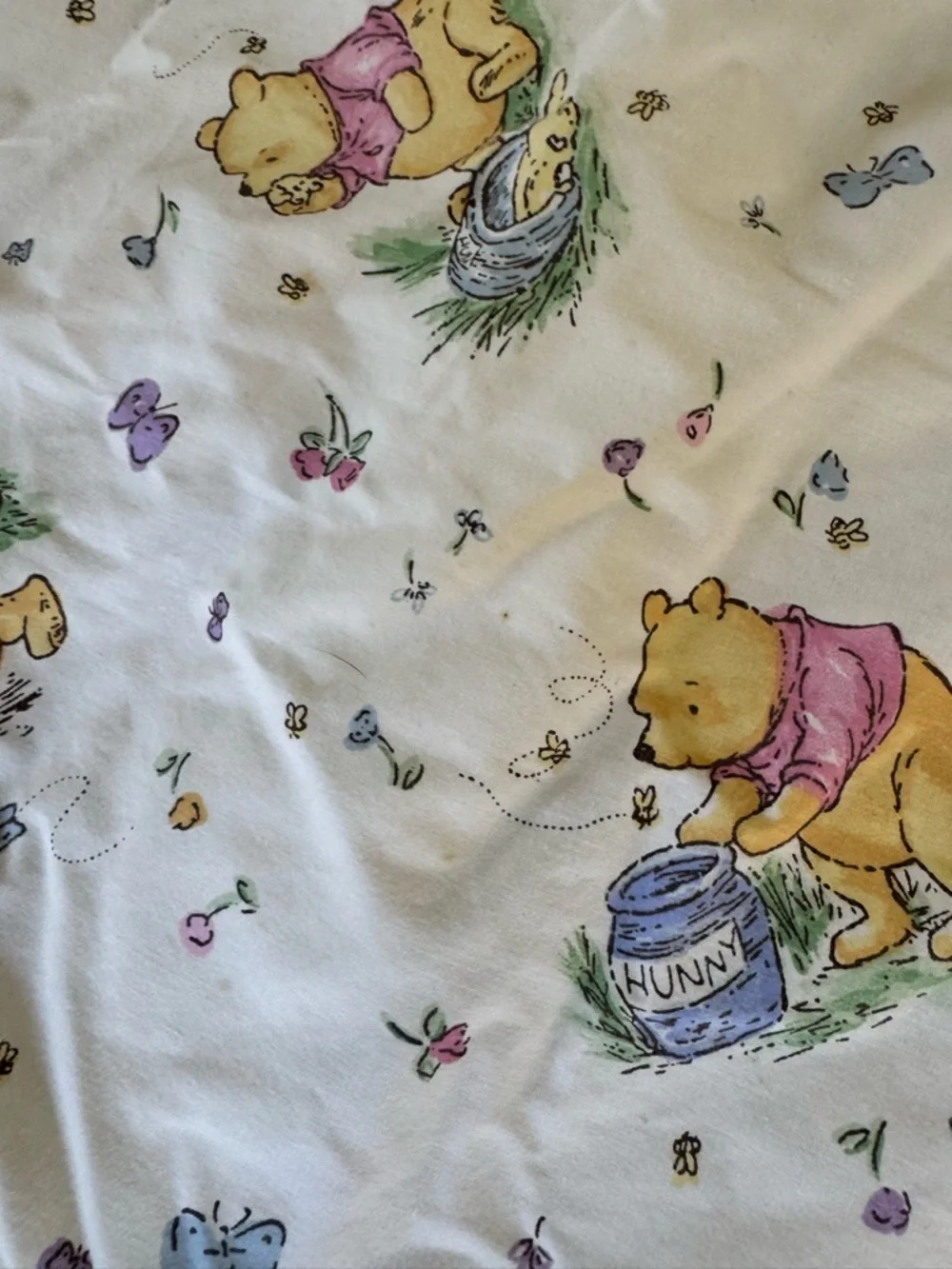 Classic Pooh Cream Baby Quilt with Ruffled Edge - Picture 3 of 11